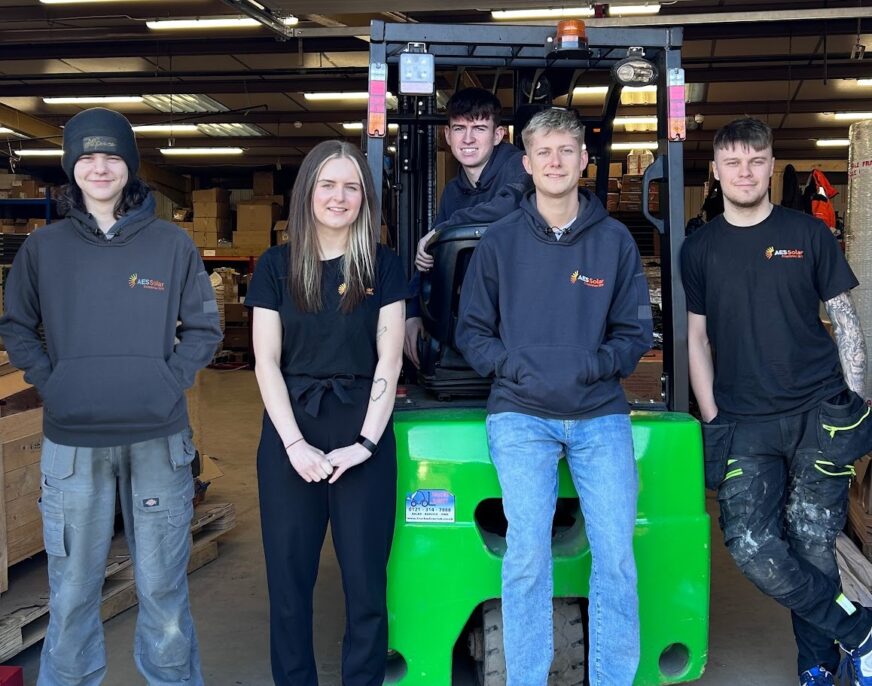 SCOTTISH SOLAR EXPERTS CHAMPION APPRENTICESHIPS AMID SECTOR SKILLS SHORTAGE
