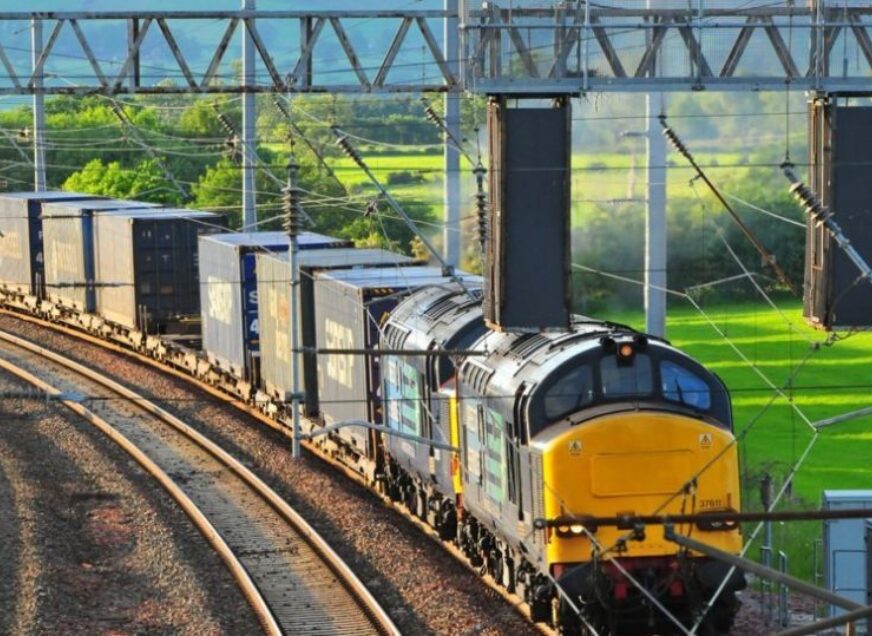 Exploring the Benefits of Rail Freight for Scottish Businesses
